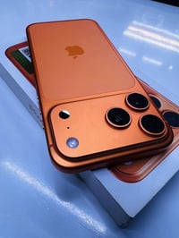 ايفون • للبيع