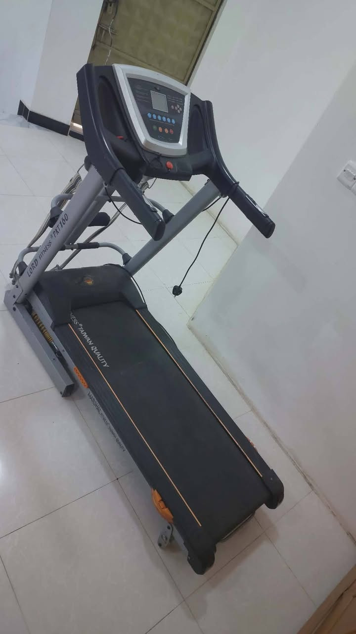 سلام عليكم جهاز جري البيع سعر ٢٠٠الف المكان رفاعي رقم ***********
