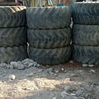 للبيع تايرات مكان بغداد حجم     20 65 17/5  ينشدن جوب 07733060566