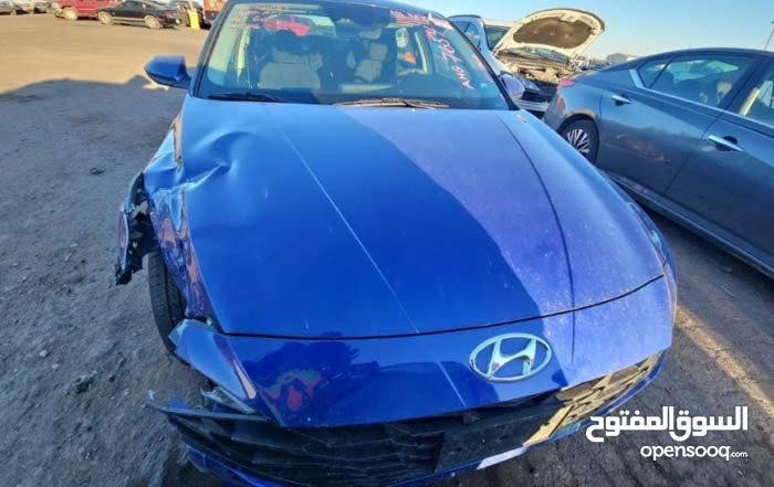 السلام عليكم النترا ٢٠٢٣ 💙
وارد امريكي حادث موضح بالصور
بسيط بدون ايرباك بدون دواخل 
نطخت عندي وبعدهة ع طختهة 
موضحه ايضاً ماشيه ٤٢ 
رقم اربيل بسمي هزه مساقطه 
مكانهة بغداد حي الشباب 
السياره كلش جديد 
مواصفات نص رادارات وبصمه 
اناره ترحيب باب السائق 
رقم ***********
