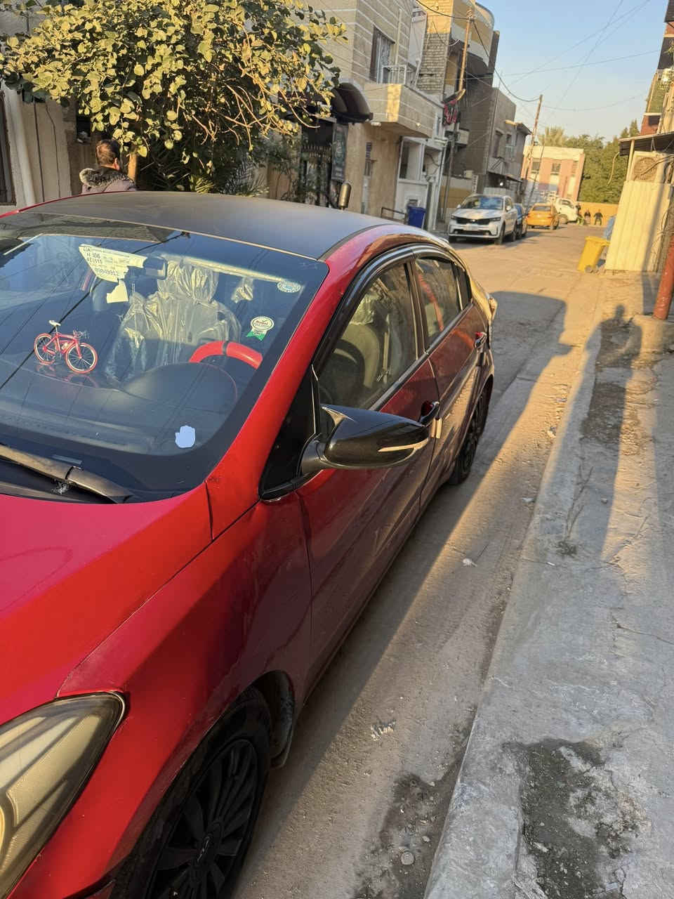 السلام عليكم شباب سيراتوا 2013 شكل ال 14
رقم اربيل الجديد باسمي 
مكينه 1600 
مواصفات كامره شاشه 
تحكم ستيرن 
كروس سرعه 
تبريد قطعتين 
ماشيه 185 
مكينه و كير ما مفتوحات 
بيها 3 قطع صبغ بدون دواخل ولا ايرباك
مكاني الطوبجي 
السعر 115 و بيها مجال قليل 
***********
غير متواجد على الفيس
