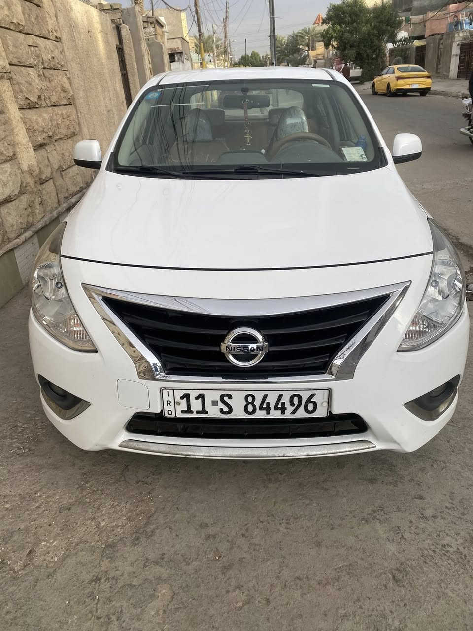 السلام عليكم سيارة نيسان سني هندي 2022 بليتة الزركة مكفولة من الصبغ والتبديل شاشة جبيره منضومة لايت زنون تخم تاير ماشية 82 باسمي مكاني بغداد السعر 118
***********
