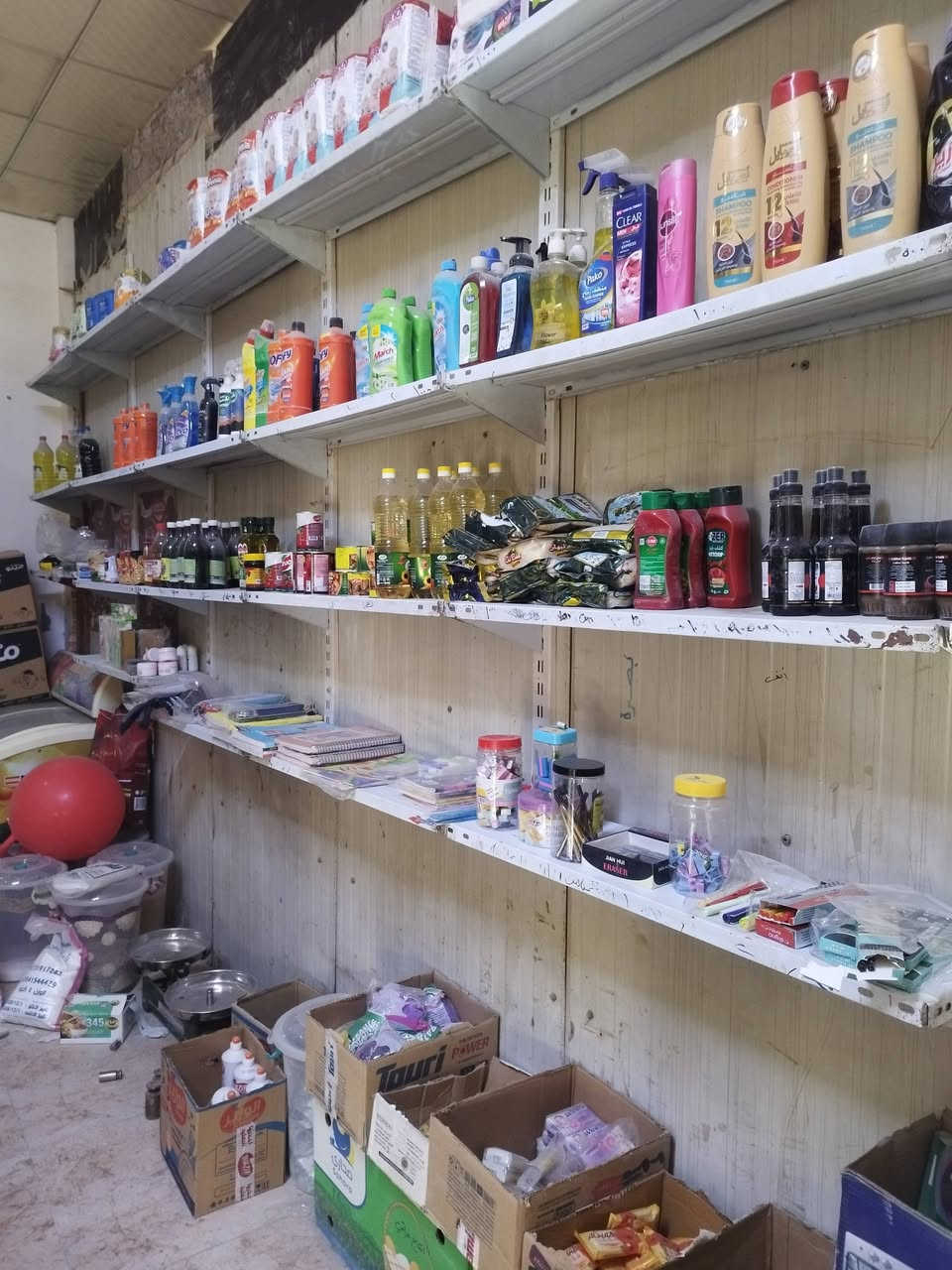 سلام عليكم اسواق للبيع
سبب البيع عدم التفرغ 
4 عارضات عموديه 
2 عارضه طرحيه 
2 ميز عرض 
2 ميزان 
2 عارضه اجباس 
مع جام خانه ولسقيفه 
1 سبلت 2 طن
1 مروحه 
الموقع /كربلاء /الشبانات /قرب لمدارس 
للتواصل واتساب 
***********
