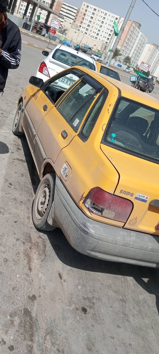 السلام عليكم سايبه للبيع موديل 2013 السيارة جديده رقم بغداد دولي مصفره خط وبحث محرك يبخر كير خير من الله تخم تاير نضيف السعر 25 وبيه مجال بسيط الاستفسار ***********
