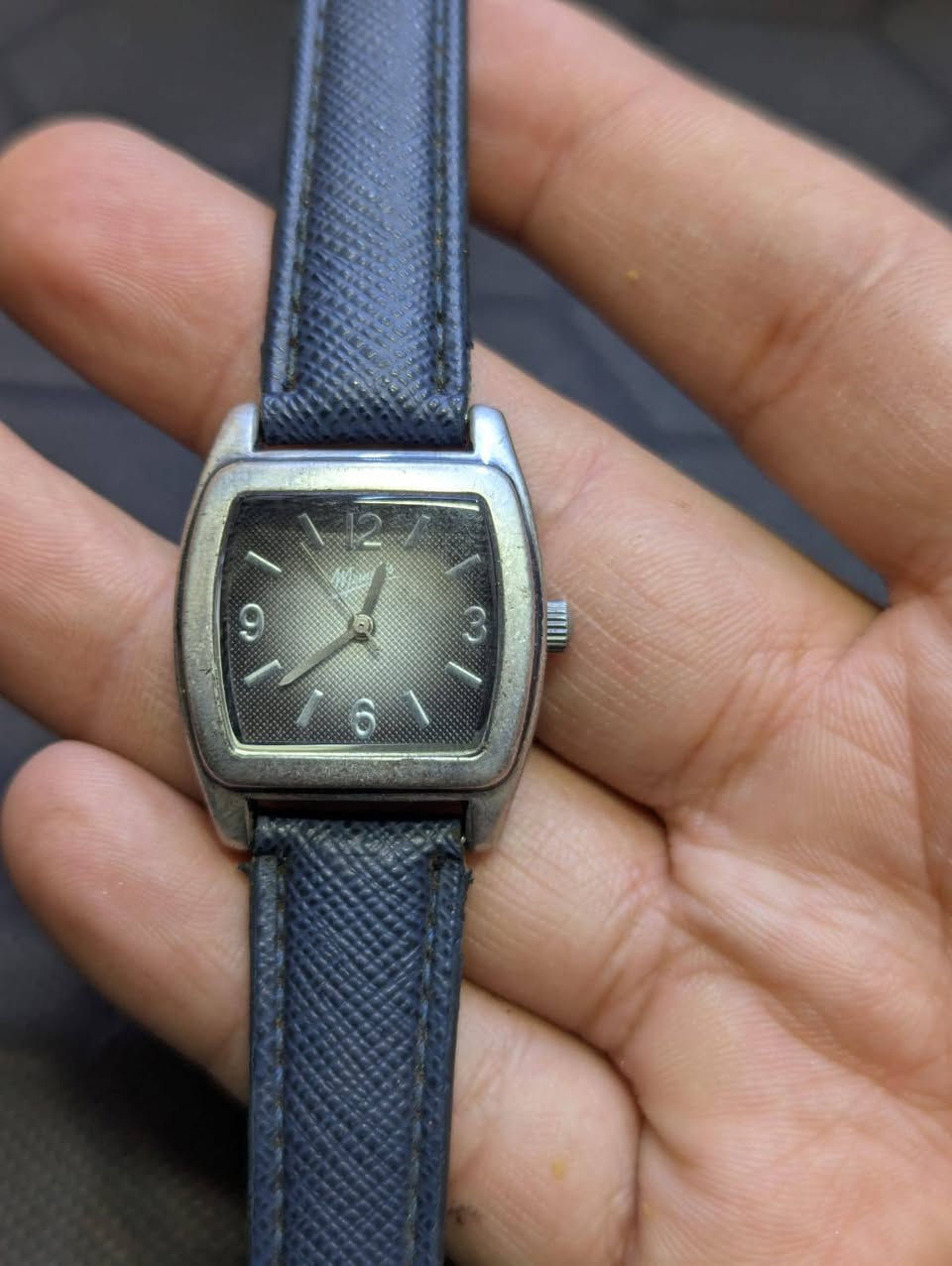 ساعة Memphis بالة ياباني اصلي 🇯🇵 مكينة ميوتا ستيزن كوارتز سعرها 30 الف على اول تم شامل التوصيل ✅
***********✅
 علماً محضور من التعليقات🚨.
