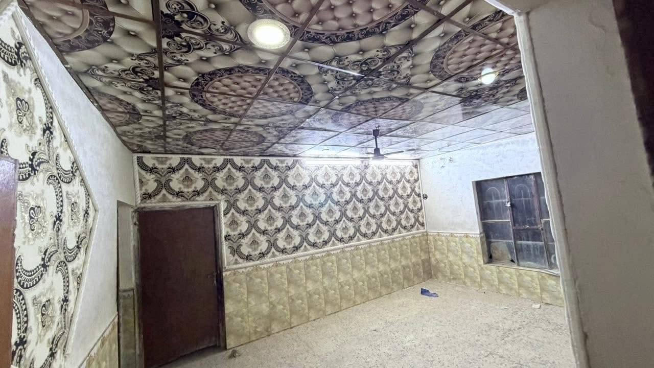 دار سكن –
📄 سند طابو صرف
📍 حي العسكري – البدعة

◾ المساحة: 200 متر
◾ الطابقين:
 • 6 غرف نوم
 • صالتين
 • مطبخ
 • حمام
 • طارمة
السعر 115
#عقارات_الشطرة #الدناني_للعقار


**إذا كنت صاحب هذا الإعلان وتريد حذفه لأي سبب، رجاءا أرسل رسالة إلى الدعم الفني**