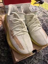 ايزي ٣٥٠ • قياس ٤٣ • رصاصي