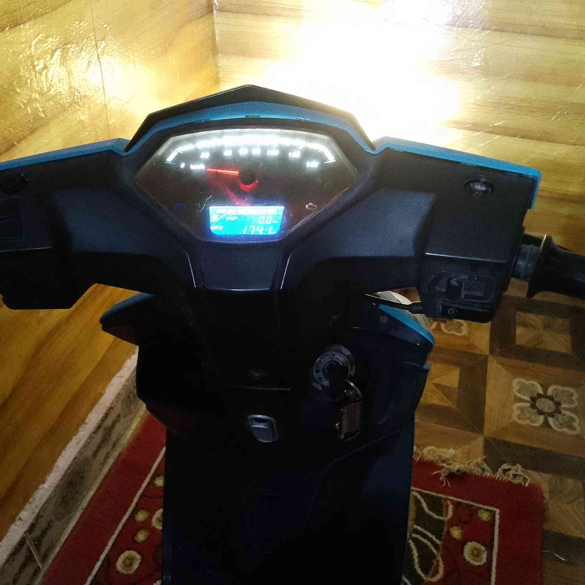 للبيع ما متواجد على الخاص بس على الخط مكلف بالنشر***********
