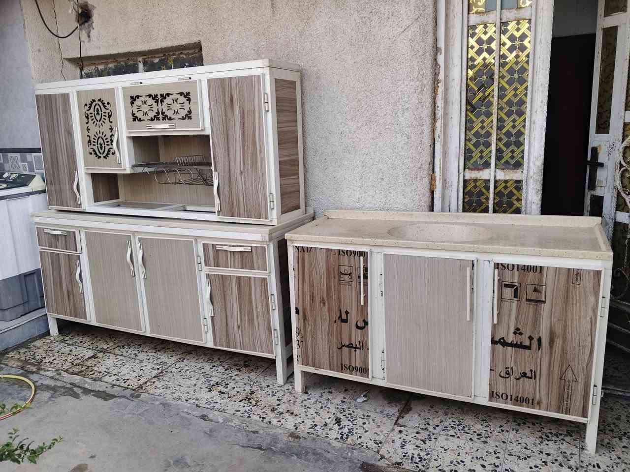 سلام عليكم كاونتر مترتين مبطن تفصال ومرمر سنك مترا ونص مرمر الشراي هاذ رقمي للتواصل ***********
