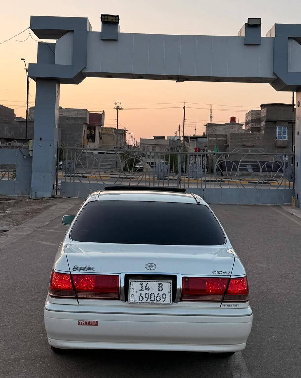 السلام عليكم جنون للبيع الوان ابيض صدفي موديل 2002
سياره جديده وجاهزه قرار48 تحويرت 
وسام المالكي مواصفات 3 دكم ديفور الجبير 
فتحه برده خلفيه سياره جديده وجاهزه كير ومكينه 
وحداده وتخم تاير خير من الله سياره مكفوله 
من الكصه ونقل جثه وضربه وصبغ العراق 
سياره جاهزه من دعاميه للدعاميه مكان سياره 
بصره 5 ميل سعر 150 وبيه مجال للشراي 
شراي يخابر قير متواجد عل فيس
***********

