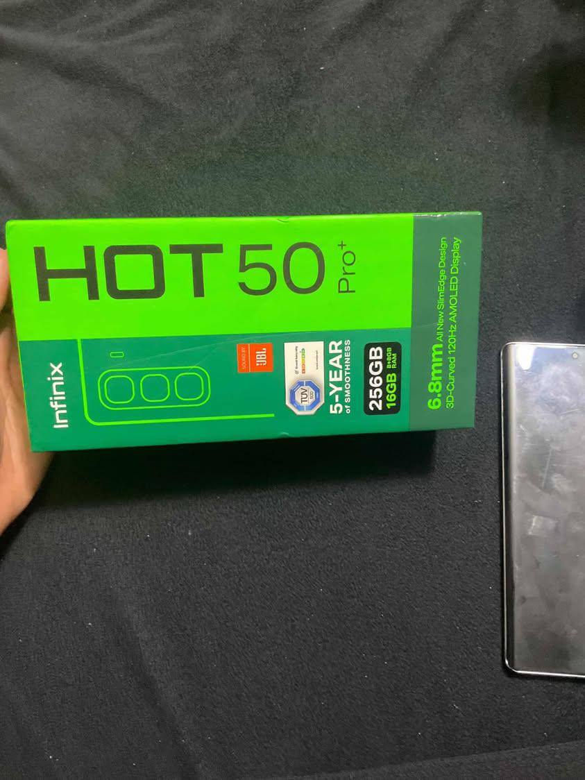 سلام عليكم هوت50برو بلاس 256 كامل ملحقاته مداخل صيانه 
عشاوئيه16 ب160 بغداد مدينه الصدر رقمي ***********
