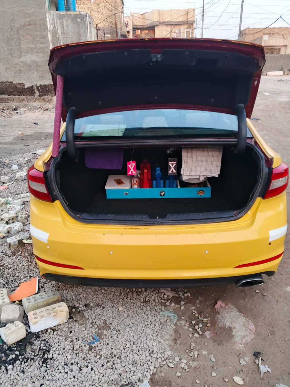 سوناتا للبيع موديل 2015 السيارة تدفءة تبريد خير من اللة
حادثه الأمريكي جاملغ وبنيد السيارة جاهزة تخم تاير جديد  صدر جديد منضومة زنون جديد السعر 115$ وبيهة مجال ترهم مراوس 

رقم الهاتف  ***********
