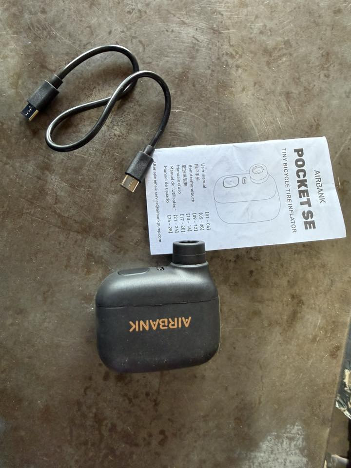 بم سفر صغير إليكتروني  محمول بالجيب خفيل الوزن كلش 

شحن كهربائي ⚡️ نظام شحن تايبسي سريع 

سعره 22 الف دينار 

عنوان المحل موصل أيمن تقاطع شارع كنيسة الساعة🚴‍♂️🚴

يوجد توصيل 🚚 كافة محافظات العراق 🇮🇶 

☎️***********
