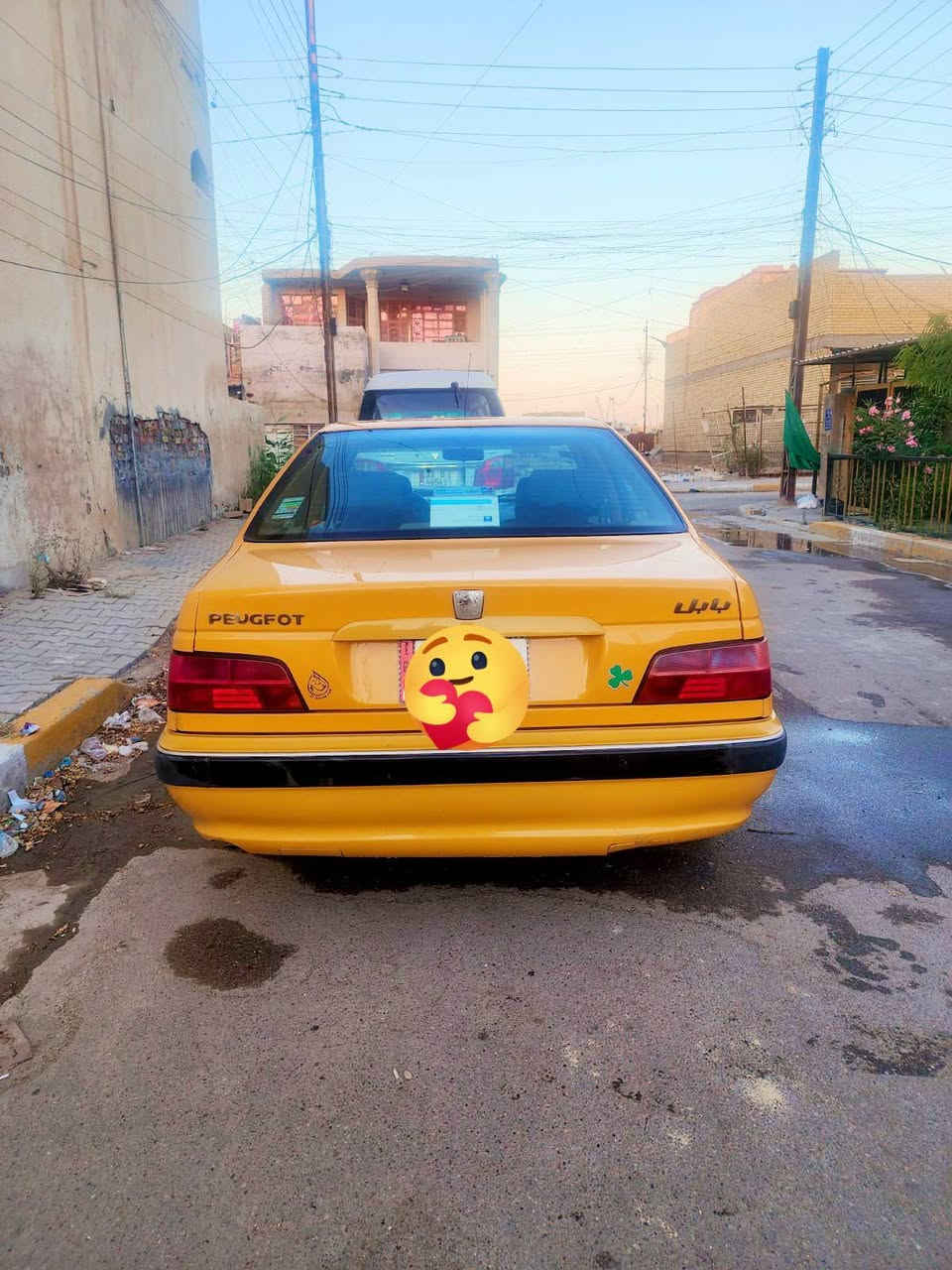 السلام عليكم اخوان 
بيجو موديل ٢٠١٨ كفاله عامه من دعاميه لدعاميه💯لاتبديل ولاضربه
مصفره من كلشي ربع دينار ماعليها هزه قبل شهر ملسق جديد سنويه ل٣٦ رقم بغداد دولي تحويل ثاني يوم ابيع عقد مروري تحويل
كير مكينه كلج نعمه من الله 
تخم تاير تبريد سياره جديده حيل مامتعوبه منظومه غاز بسياره 💯💯💯
مكاني بغداد 
 داخل جديد
السعر ٦٣ وبيها مجال لطيبين تجي تشلع عيوني***********بي واتساب
