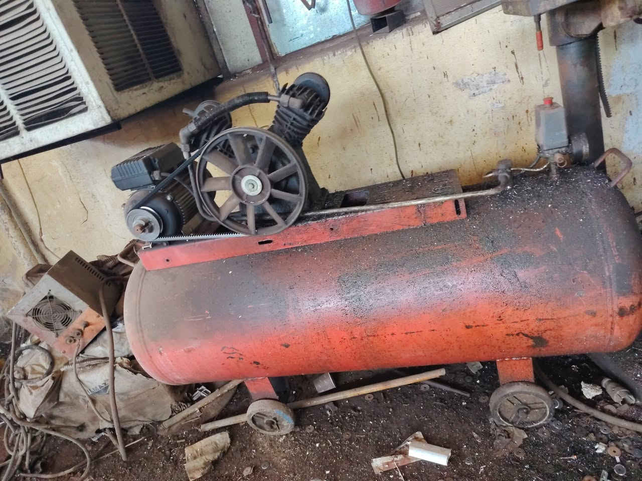 معمل بلاستك لبيع بل موصل كامل تواصل خاص رقم الهاتف ***********. ***********
