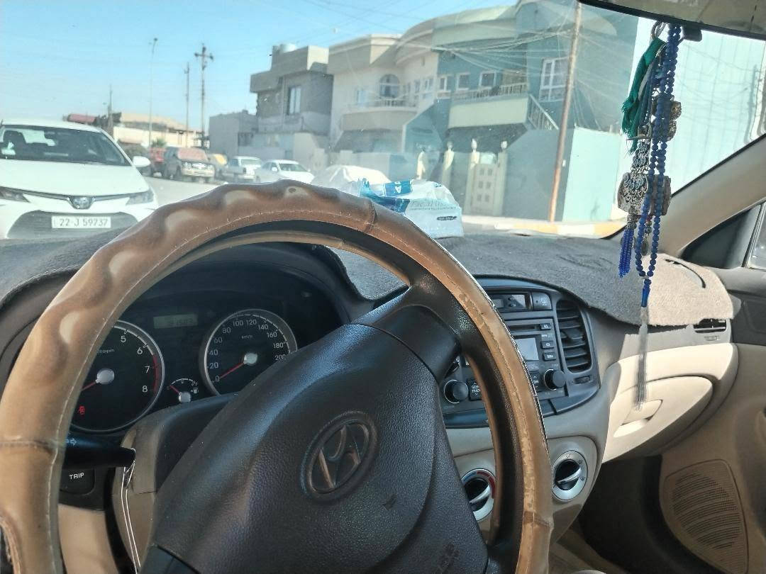 اكسنت 2011
سلام عليكم اكسنت للبيع او مراوس مع كورلا تكسي 20 وفوك
موديل : 2011 
اللون : ابيض 
رقم السيارة : اربيل جديد + هزة وسنوية جديدة
ممشى السيارة : 181 الف وقابل للزيادة 
حالة السيارة : ممتازة + تبريد شغال + حساسات 
ضرر السيارة : تبديل باب سائق بلادي (اصلي) + شويه بارد جاملغ السائق 
مكان السيارة : كركوك + بيها بطاقة بانزين 
للمزيد يرجى الاستفسار عبر احد الارقام الآتية 
*********** اسيا 
*********** كورك
بيع او مراوس مع كورلا تكسي 2020 وفوك  

ملاحظة 📝 اني مكلف بالنشر رجاءًا اتصل عل صاحبه 
وشكراً
