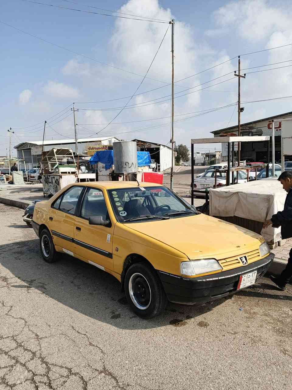 سلام عليكم سياره للبيع بيجو روى سنويه مشروع وطني شرط تحويل أو وكالة محرك شرط كير شرط  أربع تايرات جديد كهربائية كلها شغال بطاقة بانزين بي نقابه صفر موديل 2009 سعر 27 بي مجال ***********
