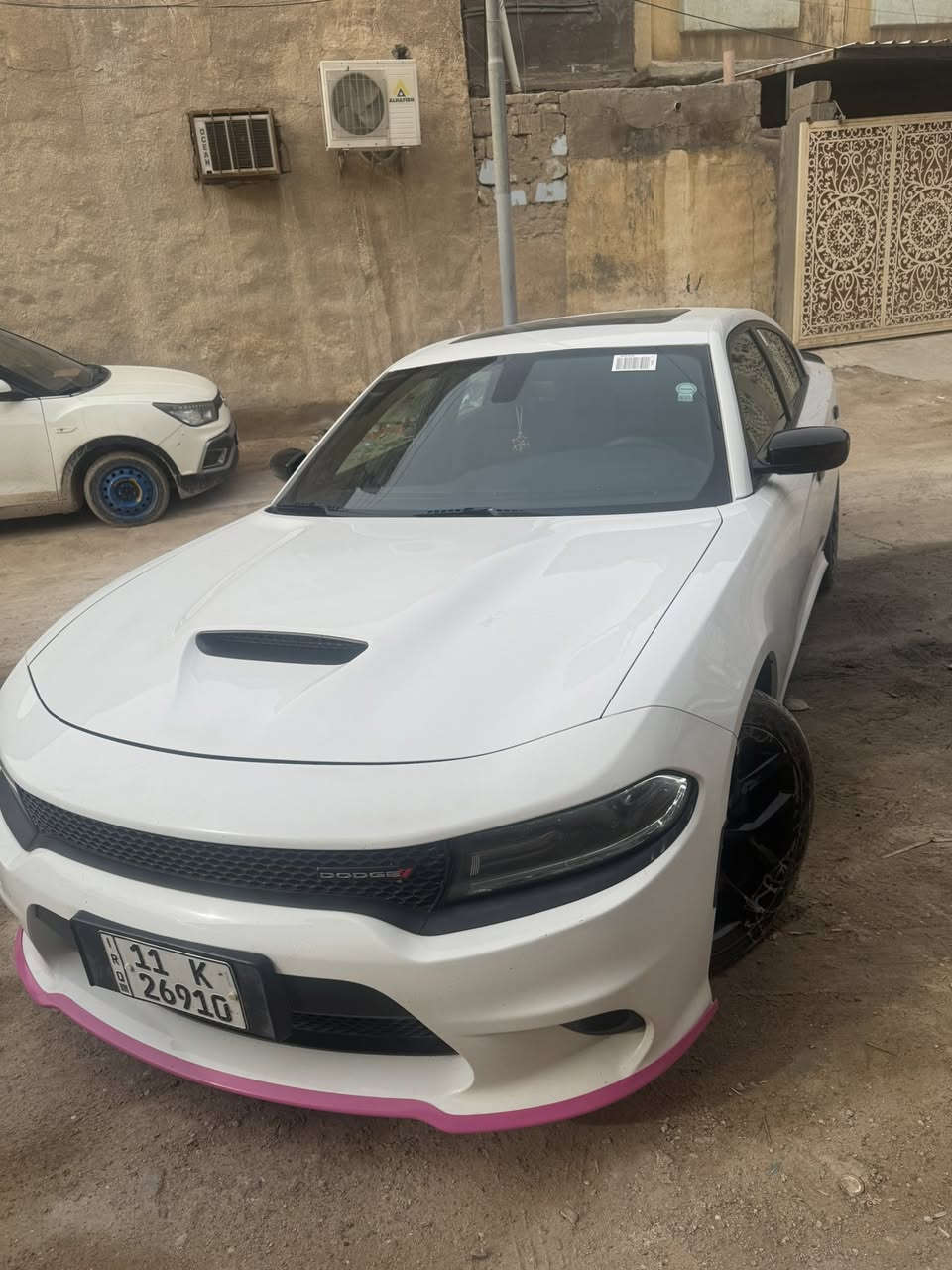 سلام عليكم جارجر  هارلم📍
جارجرGT جيتي خليجي وكالة هارلم  

الموديل 2019 (خليجي)  لون ابيض 
 مكفوله ما عدى جاملغ السايق مبدل بقطعه اصليه ايرباك مضارب 

رقم بغداد باسمي هزه جديده

المحرك : 6 سلندر تو ويل 

المواصفات فول 

شاشه كبيرة مع نظام ملاحة GPS 

سستم صوت الپاين مع سماعات پريميوم 

فتحة سقف (سلايد) 

 حساسات مع مانع تصادم خلفي . 

 تشغيل عن بعد 

 ستيرن كهربائي 

 محدد سرعة 

 تلفون بلوتوث 

 كاميرا خلفية 

 مرايا متحسسة للاضاءة العالية 

 كير شفتر بالستيرن 

 دخول ذكي (بصمة)
ماشيه 61الف
***********
