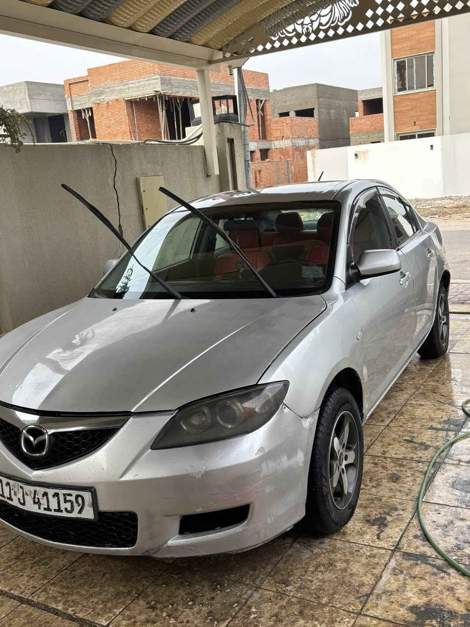 مازدا زوم 3 
موديل 2009 
وارد امريكي حادثها جاملغ خلفي 
بدون دواخل وشواصي 
كير At بحالة جيده 
محرك 2000 دوش اقتصادي  بحالة جيده جداً ،  تبريد شغال 
مواصفاتها معروفه سنتر لك، تحكم ستيرن جهتين ، مثبت سرعه ، شاشة اندرويد 
السياره رقم بغداد  رقم انكليزي بأسمي حصراً 
السياره مثل ماموضحة بل صور كشرها زين
غرفتها صورها تحجي شخط مابيها كاعية جلد
، يحتاجلها تلحيضات بسيطة
رايدها 57 وبيها مجال
اخوان جزاكم الله خير كلشي مذكور بل وصف
الجناي والشراي خاص يتفضل 
مكانها بغداد الكرخ


**إذا كنت صاحب هذا الإعلان وتريد حذفه لأي سبب، رجاءا أرسل رسالة إلى الدعم الفني**