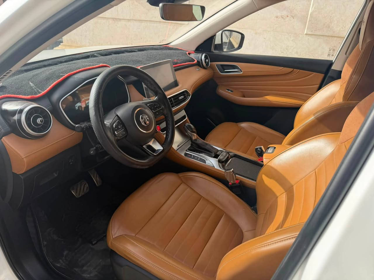 السلام عليكم 
MG HS 2022 
محرك 1500 تيبرو كلش اقتصادي
فوول مواصفات
ماشية 65000 كيلو نظيفة جدا 
مكفولة من صبغ أو ضربة 
للبيع بدون مراوس 
موقعها الأنبار /هيت
تلفون و وتساب ***********
