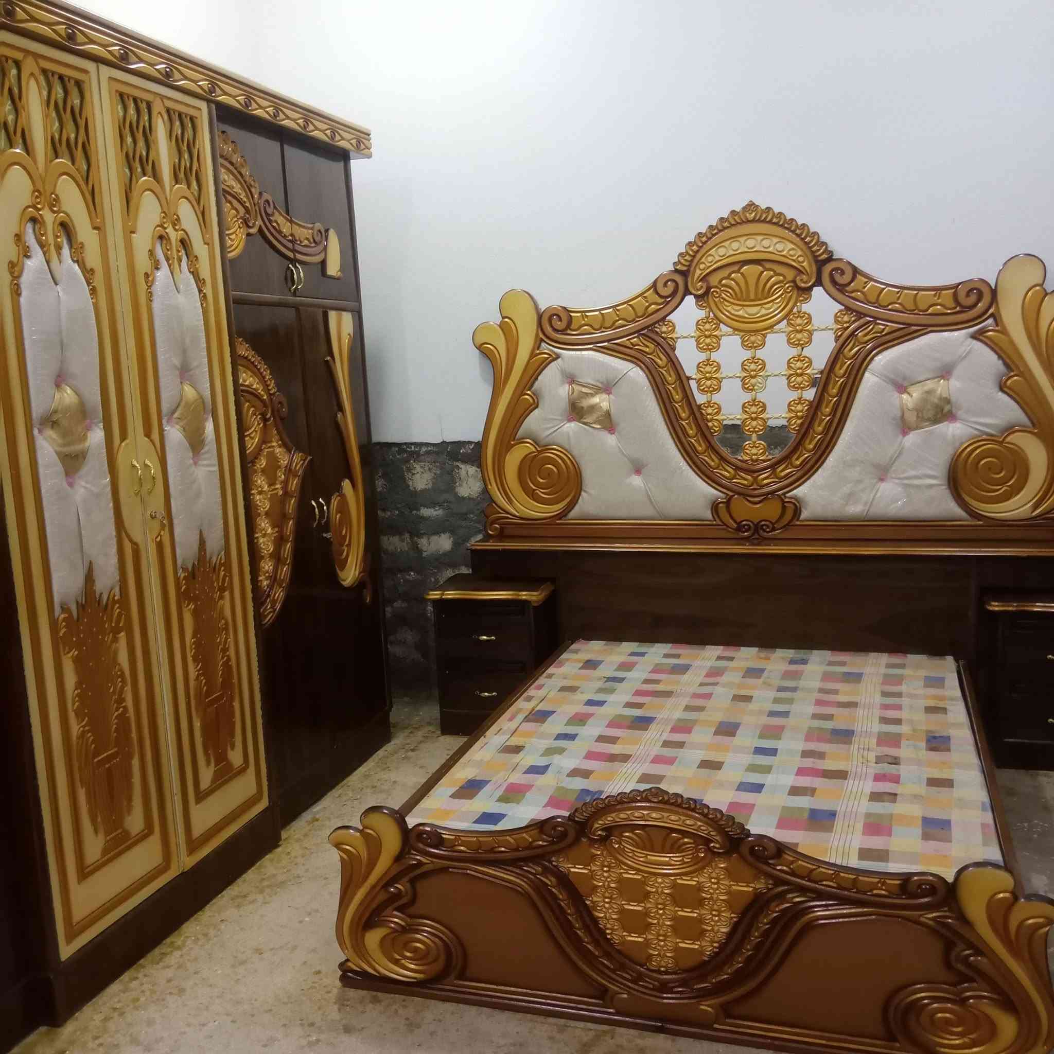 يوجد غرف للبيع بسعر مناسب في الرمانه الاستفسار على الرقم ***********/واتساب وماسنجر
