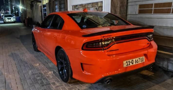 جارجر  ( امريكي  )GT بلاك توب

الموديل :2023  . بلاك.توب 
العداد : 23 الاف  فقط .
 الون برتقالي مميز  
المحرك : V6.  3.6L .
المكان :بغداد  
 
*سيارة وارد امريكي مكفوله من صبغ و ضرر تقريرها حالوب ممبين 
  
*سيارة باسمي 

المواصفات :
 
* مصابيح أمامية زنون . 
* كشافات الضباب زنون . 
* المصابيح الأمامية مع LED . 
* حساسات . 
* شاشه كبيرة مع نظام ملاحة نفكيشن GPS .
* الشاشة مع اوپشنات SRT . 
* سستم صوت الپاين .
* ويل قياس 20 انج . 
* مقاعد  رياضية . 
* مقاعد أمامية كهربائية عدد 2 .  
* تشغيل عن بعد . 
* ستيرن كهربائي .  
* محدد سرعة . 
* تلفون بلوتوث . 
* كاميرا خلفية .
* مرايا متحسسة للاضاءة العالية .
* دخول ذكي (بصمة) 
*رقم بغداد مميز 
* رقم صاحب سيارة ***********
