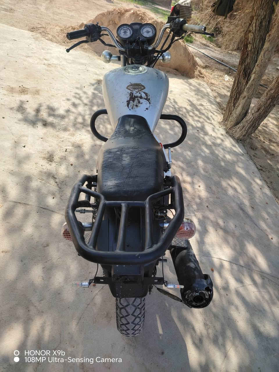 سلام عليكم دراجه للبيع أوراق اصليه أو وصل معرض 
جاهزه من كلشي ***********.للبيع
أو مرواس مكان بابل الحمزه الغربي
