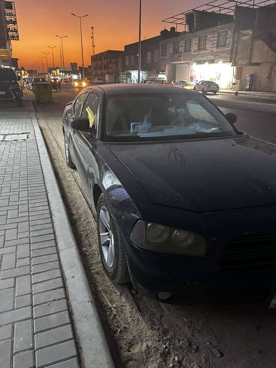 مكلف بلنشر جارجر 2010 محرك 3500 خير من الله تبريد ثلج 
ضربتها بجم ودعاميه خلفيه 
بنيد مبدل سعر 90
*********** البصرة, العراق
