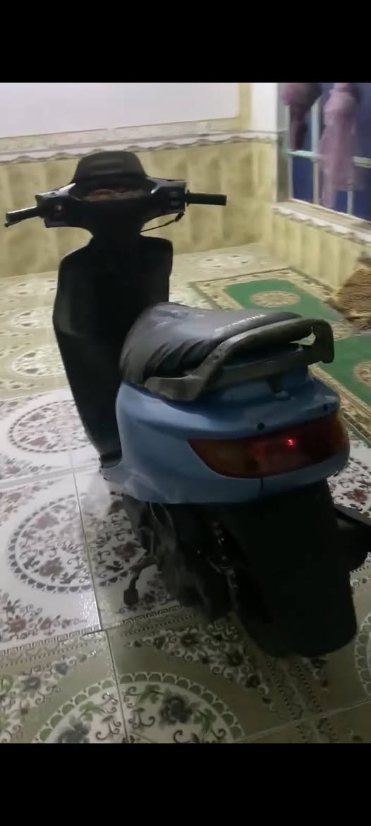 سلام عليكم دراجه للبيع فراشه دراجه نضيفه حيل بس محرك مبدل ولفات بي محرك نضيف شلع ومعدل فول تخم تاير دبلات جدد كهربائيات كله جديد نكره سلف دراجه كفرات جدد سواد جديد باتري جديد المكان الديوانية قضاء الحمزه الشرقي  سعر ٣٥٠ ***********
