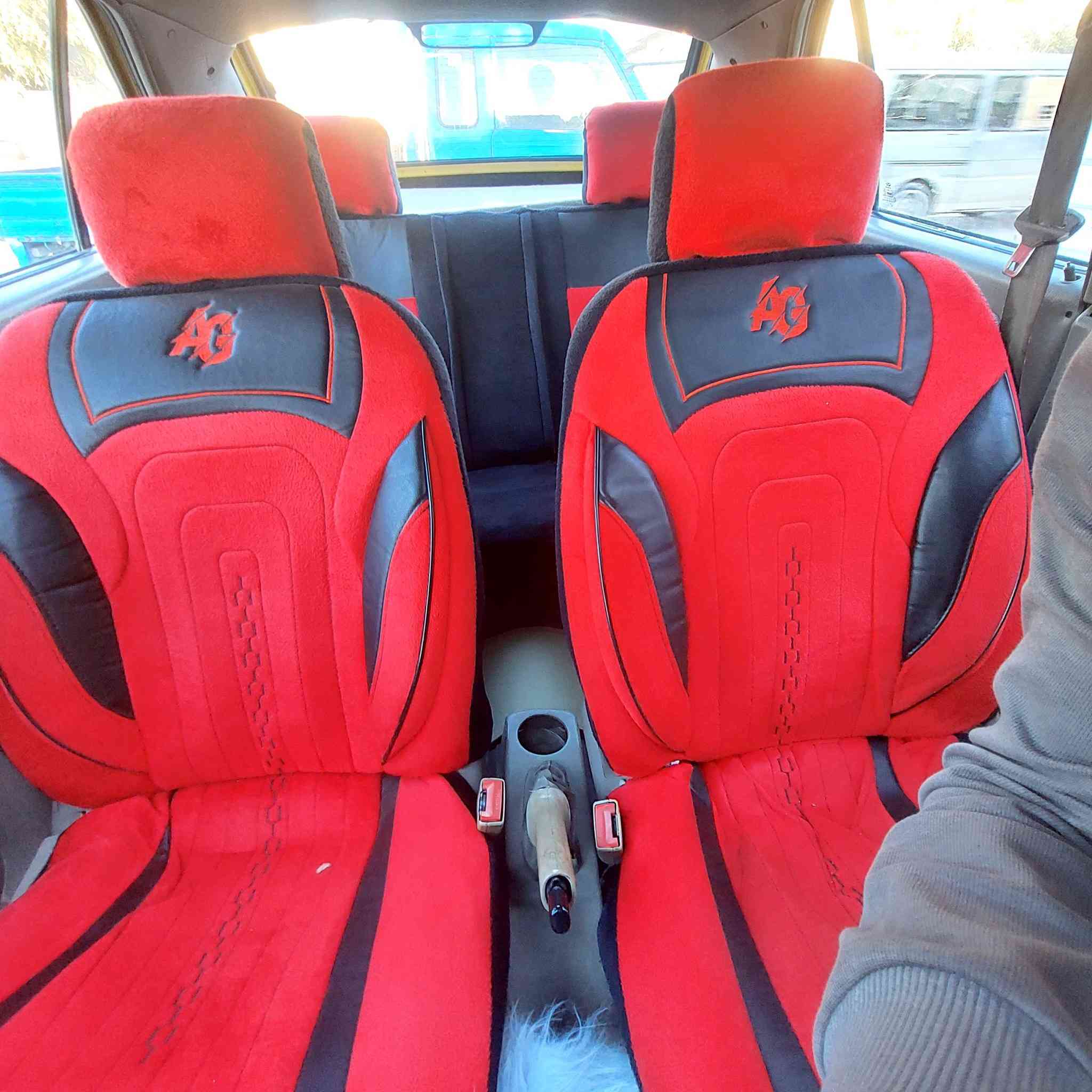 السلام عليكم شيري كوين 2011 محور كورلاه يارس 1600 كير محرك جدد سياره بسمي سنويه 28 يله تصقط رقم انكليزي سياره مصفره هيئه وقرامات عنواني فلوجه *********** أستفسار اتصل على هذه رقم سعر ٣٨ وبيها مجال
