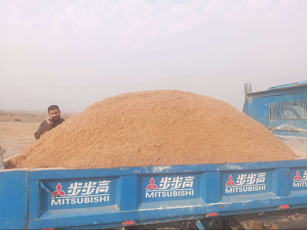 شبينتو رمل كردة حصو موجود كنتر وموجود شفل صغير مكان ميسان ***********
