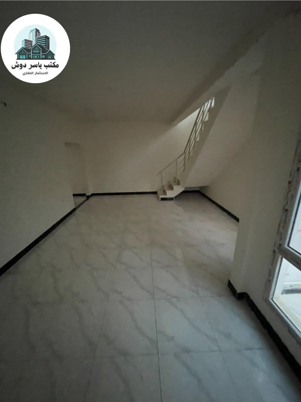 #اكتب #تم #يوصلك #السعر #فورا #والتفاصيل 
فرصة عقارية دارين في مجمع قرية الغدير2 مساحة كل دار 150م ركن وبصف الركن موقع ممتاز جدا  مكتب ياسر دوش للاستثمار العقاري عنوان المكتب النجف الاشرف شارع المجمعات السكنية مجمع الاميرات الاول مقابل مجمع الكرار 
#موبايل وتـسـاب ***********
