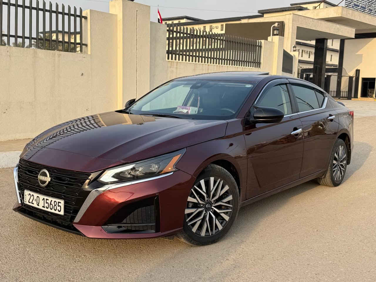 🚗 نيسان التيما 2023
لون كرزي مميز
مواصفات فل 1/1

🔹 المواصفات:
 • شاشة كبيرة (لكزس)
 • فتحة سقف بانوراما
 • تايرات جديدة
 • صدر أمامي وخلفي جديد
 • قبق بنزين بلاتينيوم (شغل يدوي)
 • دوسات أبواب بلاتينيوم (شغل يدوي)
 • بصمة تشغيل + بصمة أبواب
 • تشغيل عن بُعد
 • تبريد وتدفئة (تبريد نيسان معروف)
 • أنظمة قيادة متعددة
 • تدفئة كشنات
 • شحن لاسلكي (Wireless)

🔹 الحالة:
 • الضرر: جانبي سطحي فقط
 • بدون دواخل
 • باب السائق + جملغ السائق
 • حافة البونيت بيها شوية إشبر

🔹 الموقع والسعر:

📍 المكان: ديالى – بعقوبة
💰 السعر: 159
📄 بالشرط – سنوية – هزة جديدة
✍️ ثاني يوم أبصملك تحويل

📞 للاستفسار: *********** بعقوبة, ديالى
