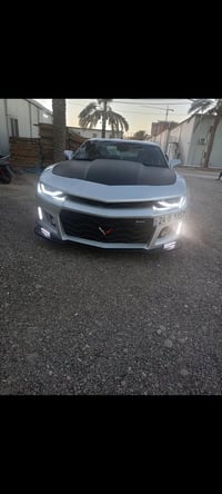 كمارو 2011 محدث 21 سنويه 2028  بيها قطعه صبغ   سياره حلوة واي نقص مابي...