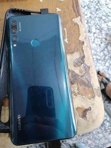 السلام عليكم جهاز للبيع واي تسعه ابريم جهاز مكفول ونضيف بلا ملحقات الذاكره 128 السعر 100 الشراي يتصل *********** الحناكية
