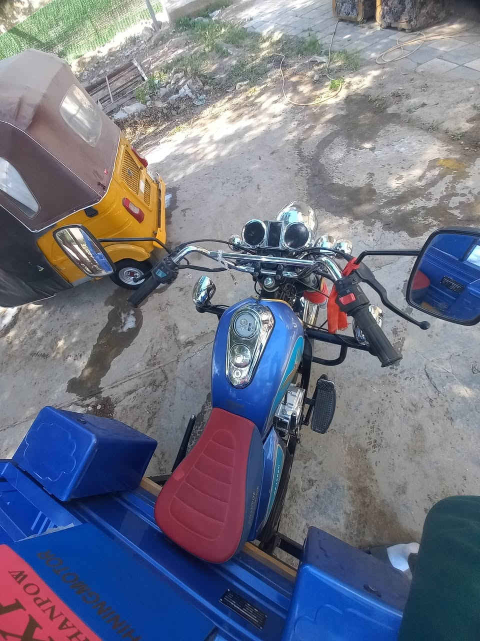 السلام عليكم ستوته موديل ٢٣ جديده بمعنى الكلمه تجي وتشوف مكفوله كفاله عامه اخت الزيرو ستوته ما مشتغله  جديده أوراق كامله كبل ترقم  مكاني بغداد المحمودية عارضها ب٢٦٠٠ وبيهه مجال للطيبينن
***********
*********** اتصل غير متواجد على النت
