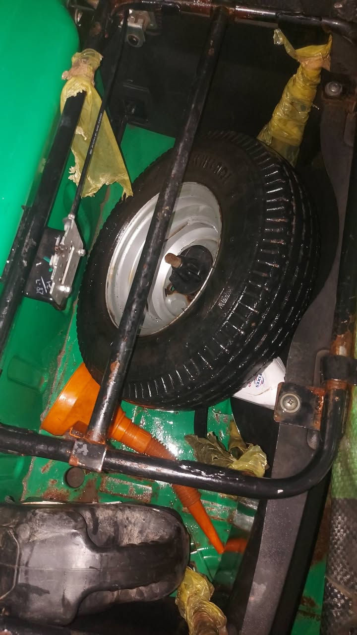 السلام عليكم تي في اس 21 رقم بغداد بسمي لا ضربه ولا صبغ عل وضع الشركه مكينه ممفتوحه يعني مكينه جديده العنوان بغداد الشعله الدوانم ***********
