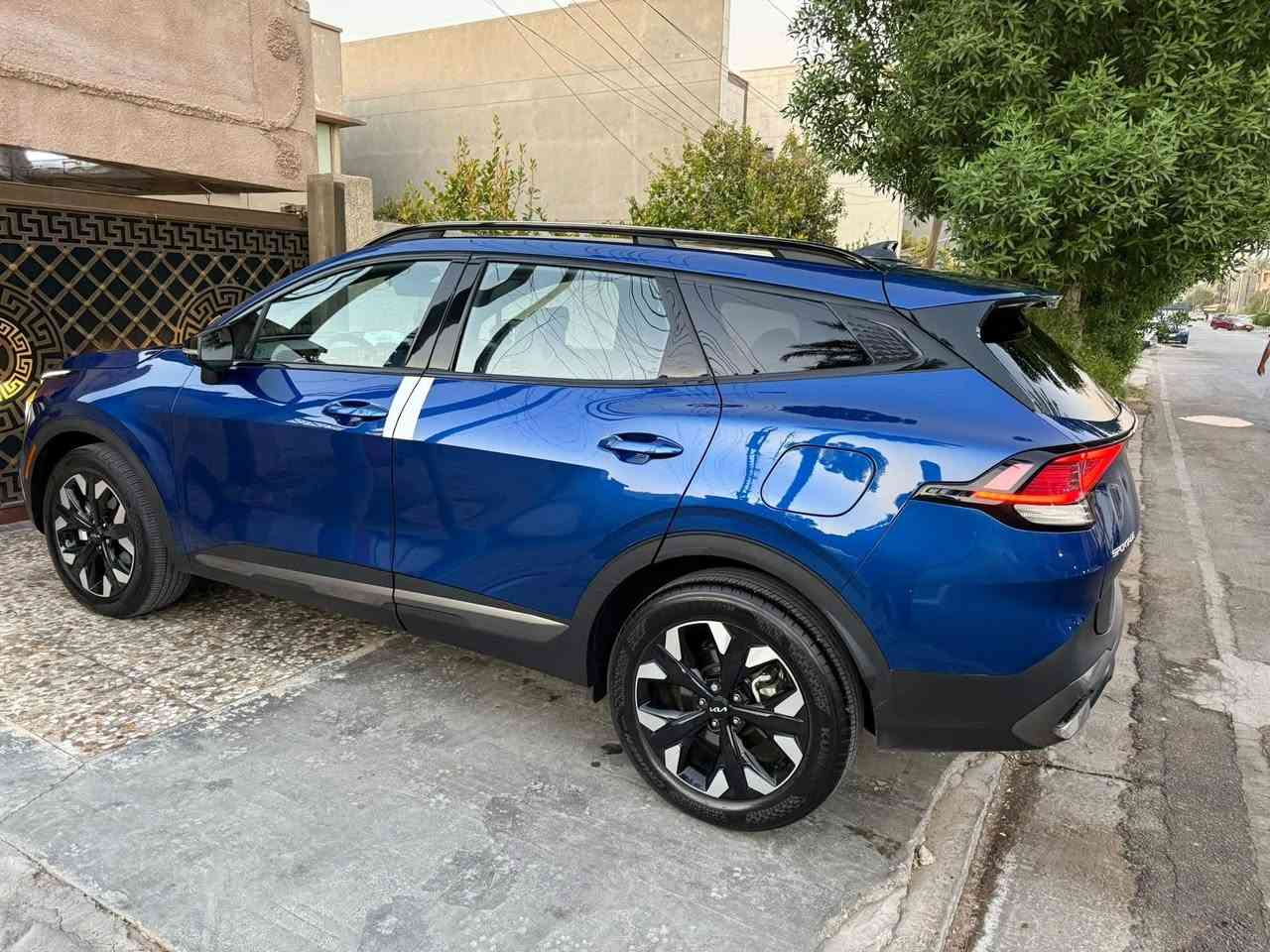 السلام عليكم كيا سبورتج 2024 XLINE امريكي لون مميز
السيارة كفالة ((بدون بدون ايرباك وبدون شواصي ولغود))
السيارة حادثها قبغ جنطة مبدل ب اصلي ومصبوغ فقط سيارة كفالة
ممشى السيارة زيرررو 13الف ميل
المواصفات
بانوراما
بصمة : تشغيل - ابواب - صندوك
صندوك كهرباء شاشة كبيرة على طول الدشبول دجتل كامل
كيجات الكترونية متغيرة حسب الوضعيات انظمة القيادة : سبورت - سمارت - الاضواء ترحيب عند الاقتراب مع ترحيب داخلي عند الصعود او المغادرة
. شحن وايرليس
هيتر امامي بلكشنات
منافذ تايب سي عدد 3 مع 2 في الكشنات ومنفذ يو اس بي ومنفذ جداحة
هاند بريك بصمة
اوتو هولد
. فول رادارات امامية وخلفية وجانبية
مانع اصطدام خلفي وحساسات
تحديد مسار ذكي
قيادة أليه ذكية
نقطة عمياء
كروز سرعة. تدفئه كشنات
كشن السائق كهربائيّ
اشاير بالمري
تشغيل عن بعد
شاشة لمس متغيرة لتحكم الميديا او لتبريد
. ستيرن فول تحكمات
وبعد بيها مواصفات
🔺السعر 220
العنوان بغداد الكرخ
*********** متوفر واتس اب
