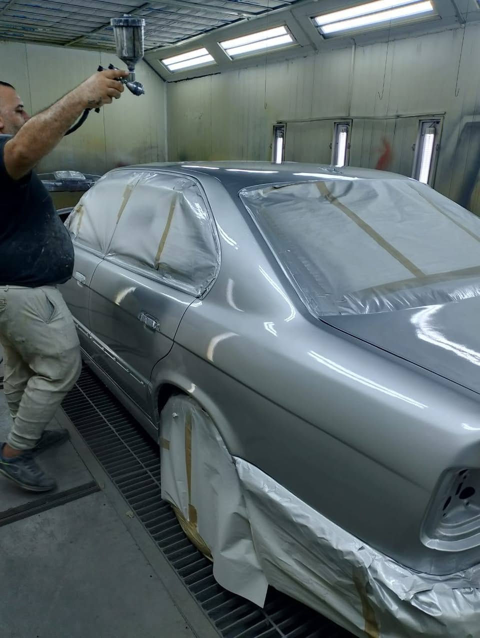 السلام عليكم سمكره وصبغ السيارات بلفرن الحراري ***********وات ساب خاص
