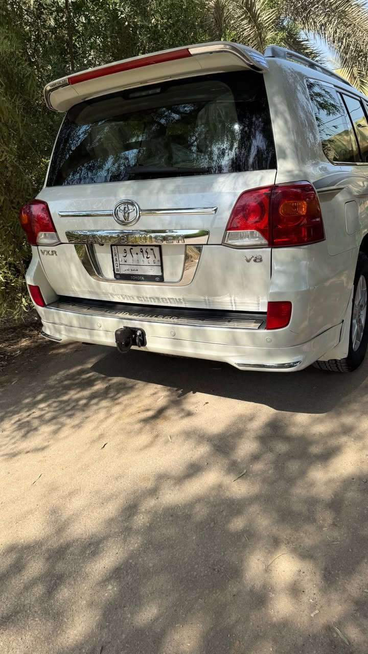 البيع لاند كروز 208. VXRمعروفه مواصفات ال VXR محرك 8سلندر فول سياره محدث دعاميات فقط السعر 265ورقه وبي مجال إلاستفسار اكثر اتصل ‭٠٧٨٠ ٧١٣ ٧٥٠٠‬
