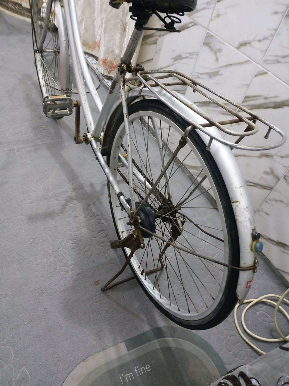 السلام عليكم بايسكل للبيع بايسكل نضيف مكان كربلاء حي الحوراء طريق بغداد عامود 45 السعر100 وبي مجال للاستفسار والتواصل على الرقم *********** او واتساب
