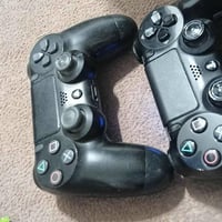 بلي فور • يدين أصليتين • قرصين ألعاب