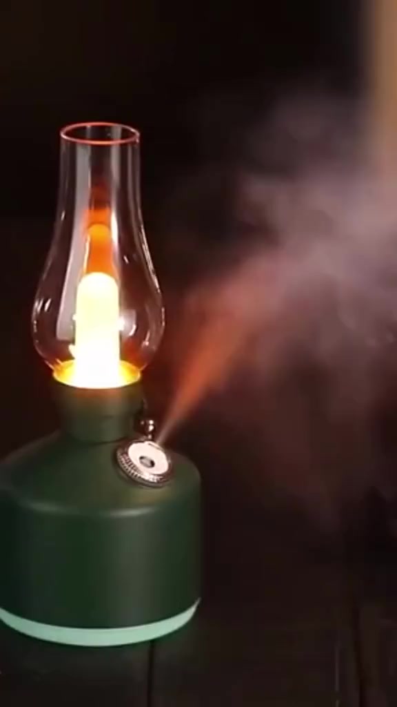 مبخرة وفانوس مرطب هواء شكل لاله بإضاءة لهب LED

الاستخدامات

تعطير وترطيب الهواء في غرف النوم والمعيشة والمكاتب

استخدامه كمبخرة للزيوت العطرية أو العود السائل

فانوس ديكوري بإضاءة دافئة تحاكي لهب الفانوس

مناسب للاسترخاء، أجواء الشتاء، أو جلسات المساء

هدية أنيقة للمناسبات

المميزات

تصميم فريد على شكل فانوسلالة كلاسيكي بلمسة عصرية

مرطب هواء + مبخرة + إضاءة LED في جهاز واحد

إضاءة لهب دافئة مع إمكانية التحكم في شدة الإضاءة

سعة خزان ماء 260 مل

معدل ترطيب: 30–50 ملساعة

بطارية مدمجة 1200mAh قابلة للشحن

يعمل بالشحن عبر USB

استهلاك طاقة منخفض 1.5 واط

مستوى إضاءة قابل للتحكم من 1% إلى 100%

خامات عالية الجودة (ABS + PET)

أمان تلقائي عند نفاد الماء

متوفر بعدة ألوان أنيقة (أبيض – أسود – أخضر)

محتويات الصندوق

مبخرة وفانوس مرطب هواء شكل لاله

فتيل (قطن الترطيب)

كيبل شحن USB

دليل الاستخدام

الملاحظات

يُنصح باستخدام ماء عادي أو معدني (عدم استخدام الماء المقطر)

يمكن إضافة بضع قطرات من الزيت العطري فقط

غير مناسب للأطفال دون 14 سنة

عدم تنظيف مخرج الرذاذ بأدوات حادة

قياس الكارتون: الطول: 10 سم  العرض: 10 سم  الارتفاع: 24 سم
يوجد خدمة توصيل لجميع المحافظات العراق


**إذا كنت صاحب هذا الإعلان وتريد حذفه لأي سبب، رجاءا أرسل رسالة إلى الدعم الفني**