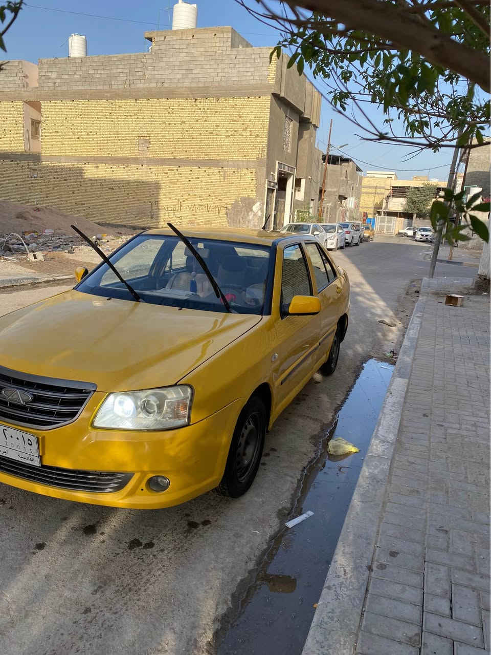 يا االله السلام عليكم شيري قادسيه مديل 2016سياره جديده ما ناقصه شي كلشي شغال تبريد شغال تتدفه محرك وكير كفاله سياره ما ناقصه شي مصفره هيه وغرامت ما عليه حداده جديده غرفته جديد مكاني البصره القبله السعر 33وبيه مجال *********** وتساب البصرة, العراق
