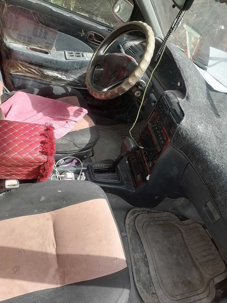 من رخصة المدير.
كيا سيفيا موديل ٩٣ بغداد دولي سياره عوزه ترتيبات
كير اوتو ماتيك سنويه ل٢٧ المالك يداور ثاني يوم
السعر ٣٦ وبه مجال للشراي ويدلل.
بابل. المدحتيه الحمزه الغربي.
***********
