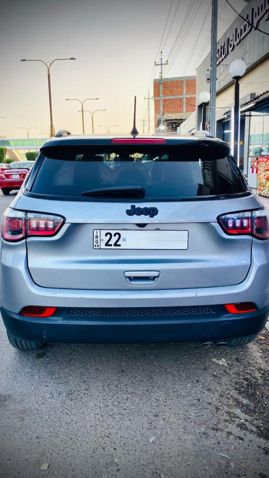 للبيع جيب كومباس 2020 وارد أمريكي نظيفة
وجاهزة
٧ الموديل: 2020
٧ المسافة المقطوعة: 82,000 كم
٧ اللون: سلفر وقمار سوداء وهاذا مرقوب جدا
٧ المحرك: 2400 سي سي (4 سلندر)
• محرك قوي اقتصادي ١١
• صرفية بنزين ممتازة، مثالي للمدينة والسفر
• نظام دفع أمامي (FWD)
• كير أوتوماتيك 6 سرعات استجابة ناعمة ومريحة V
٧ المواصفات الإضافية:
• فول مواصفات (شاشة كبيرة, كاميرا خلفية, كراسي جلد,
تبريد وتدفئة)
• تشغيل عن بعد
• تحكم بالسير الجهتين V
• كشافات ضباب ٧
• بصمة تشغيل ودخول ذكي
• مثبت سرعة /
• تحكم طارة
• نظام توفير وقود ذكي + تحكم قيادة مريح
• مكينة, كير, تبريد كله مضمون V
٧ الحالة:
• السيارة نظيفة جداً من الداخل والخارج
• بيها فقط قطعتين تبديل (بونيت + جاملغ)
• السنوية تحويل ثاني يوم - تريد وكاله انا زاهز
• لا تحتاج أي صرف - مجرد تركب وتسوق
الموقع: الحله
السعر المطلوب: 140 فقط قابل للتفاوض شي بصيط حق
الجيه
) للاستفسار اتصال ع الرقم ‭0775 333 7890‬
