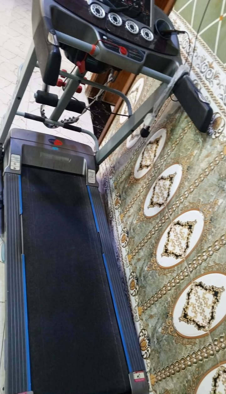 جهازجري جبلي نوع هاوس جم اثقال ثنين ويا وقرص ورجاج 
يتحمل وزن 150 السعر 300بي مجال
استفسار ع رقم ***********
