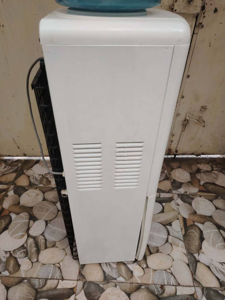 براد ماء اخو جديد رامكو فول نظافة الاصلي شغاال كلو بارد حار ثلاجة الاسفل شرط ثلج ضمان ٣ ايام..
ألسعر راسلوني خاص او اكون اسفل ألمنشور مكتوب مراسلة موصل, نينوى


**إذا كنت صاحب هذا الإعلان وتريد حذفه لأي سبب، رجاءا أرسل رسالة إلى الدعم الفني**