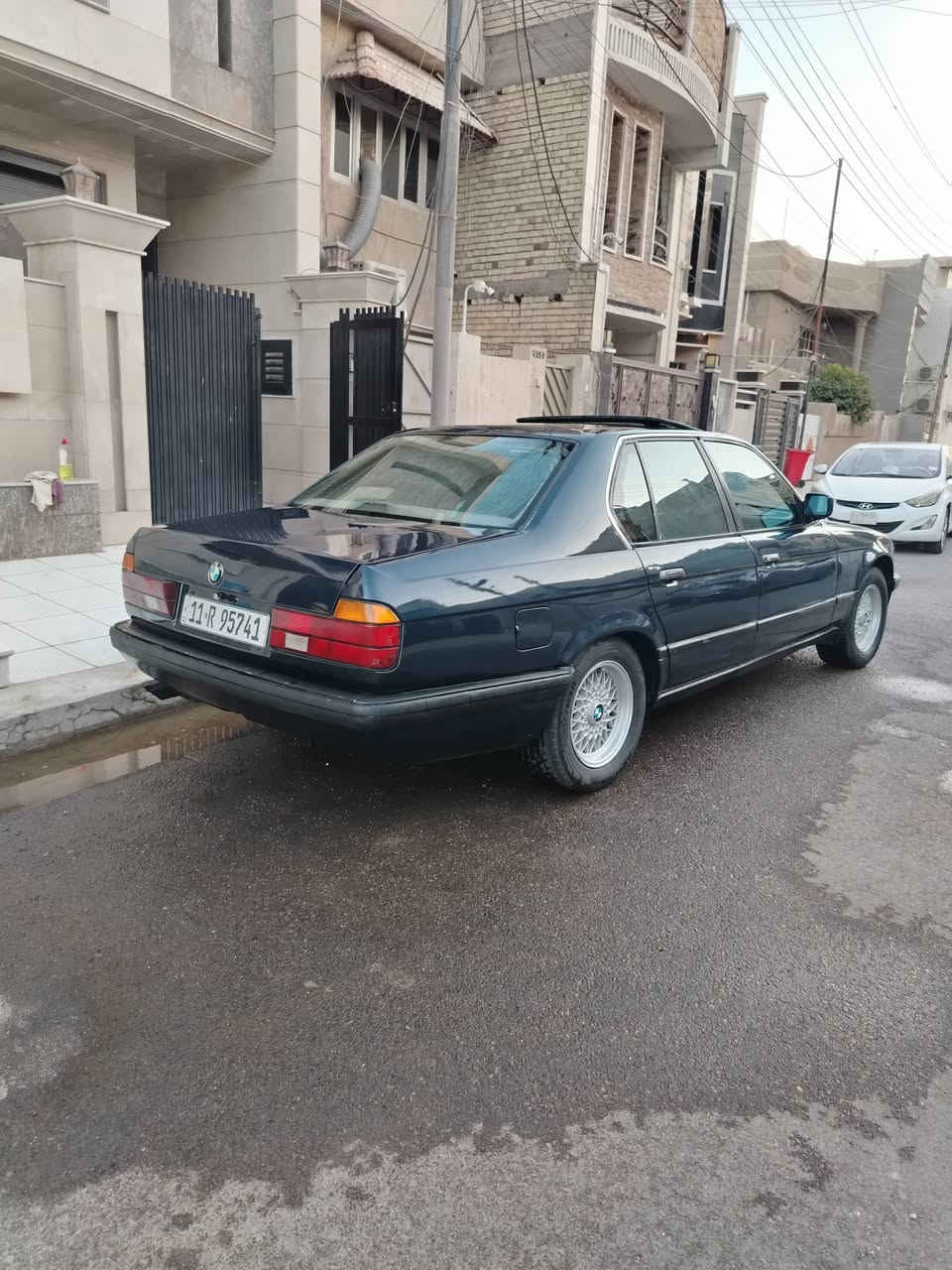 السلام عليكم اخوان
للبيع او مراوس بي ام فقط 
حجم ٧٣٥  موديل ٩١ محرك جديد قبل شهر شاده
تبريد منضومه جديده كلها مال ياباني
مصبوغه عام جمالية بدون حادث ولا خياس ولازنجار
لونها نيلي على بنفسجي
فول كشنات جلد كهرباء كلهن شغالات صاج يدات نيكل فول فتحه شغاله
برده كهرباء
كهربائيات كلها من صفر عدتها بدون اي جطل كلشي شغال
رقم بغداد الجديد  بأسمي
نقصها صدر امامي فقط
مكاني بغداد
السعر ٦٣ وبيها مجال قليل
مراوس ويه ٥٠٠ واذا ٧٠٠ لون سلفر بعد افضل


**إذا كنت صاحب هذا الإعلان وتريد حذفه لأي سبب، رجاءا أرسل رسالة إلى الدعم الفني**