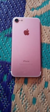 ايفون 7 • مقفول ايكلود • بطارية 100